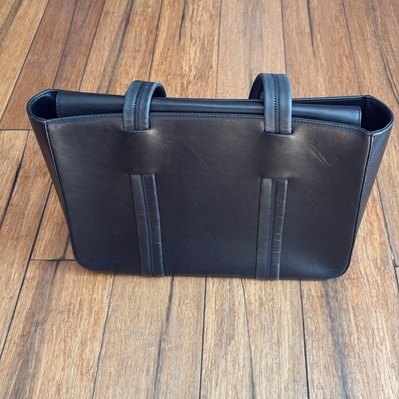 Cole Haan Women’s Black Leather Tote Bag Purse - Picture 6 of 16